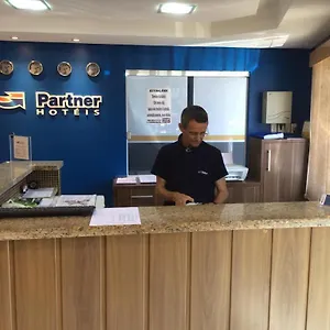 Partner By Graju Hotel